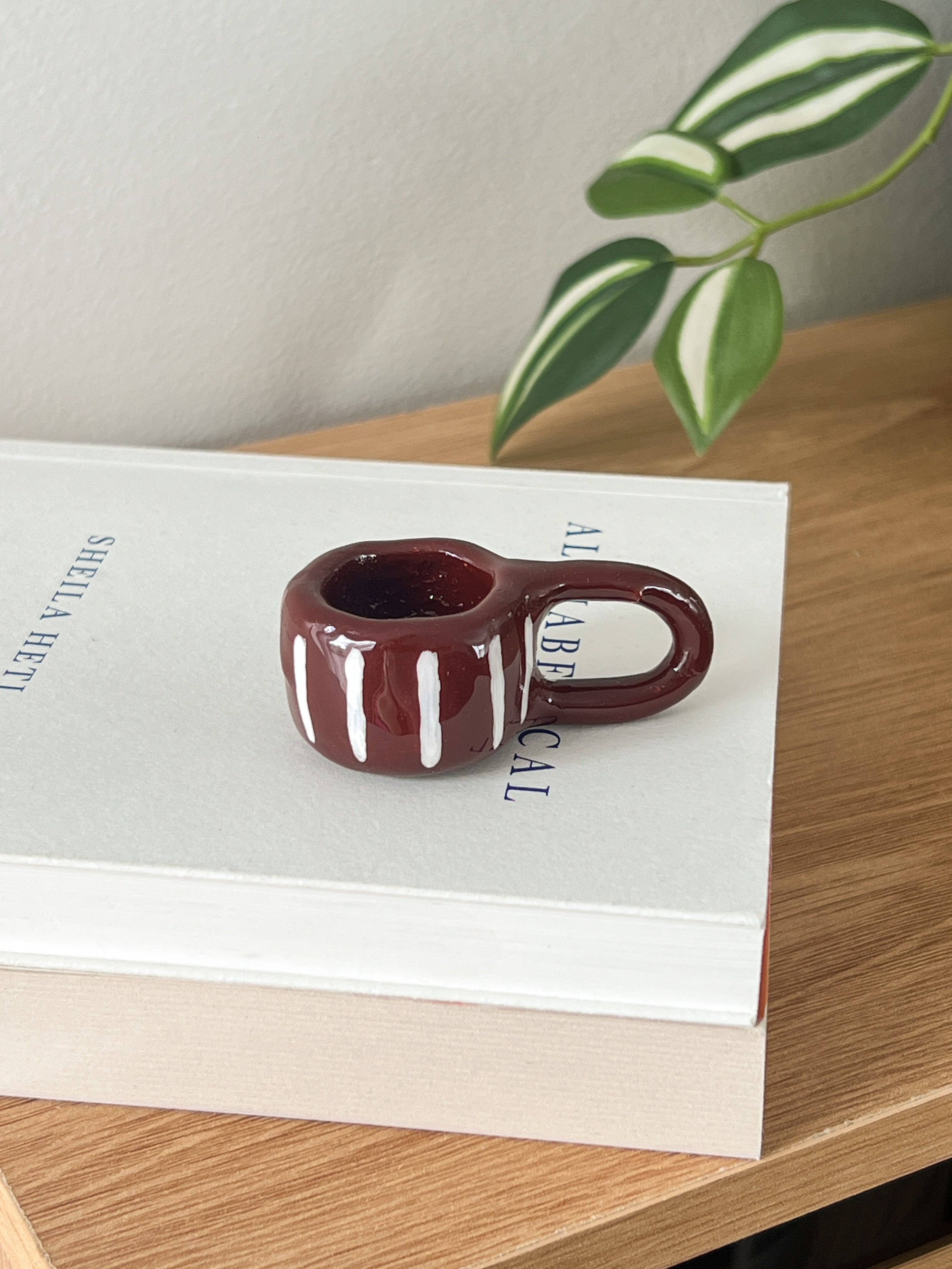 The Cosy Cup in Mulberry Stripes